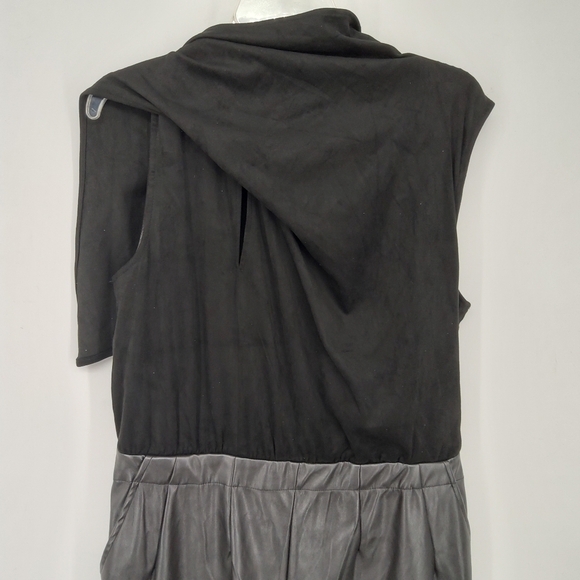 H FOR HALSTON NWT 16 FAUX LEATHER JUMPSUIT - Picture 2 of 8